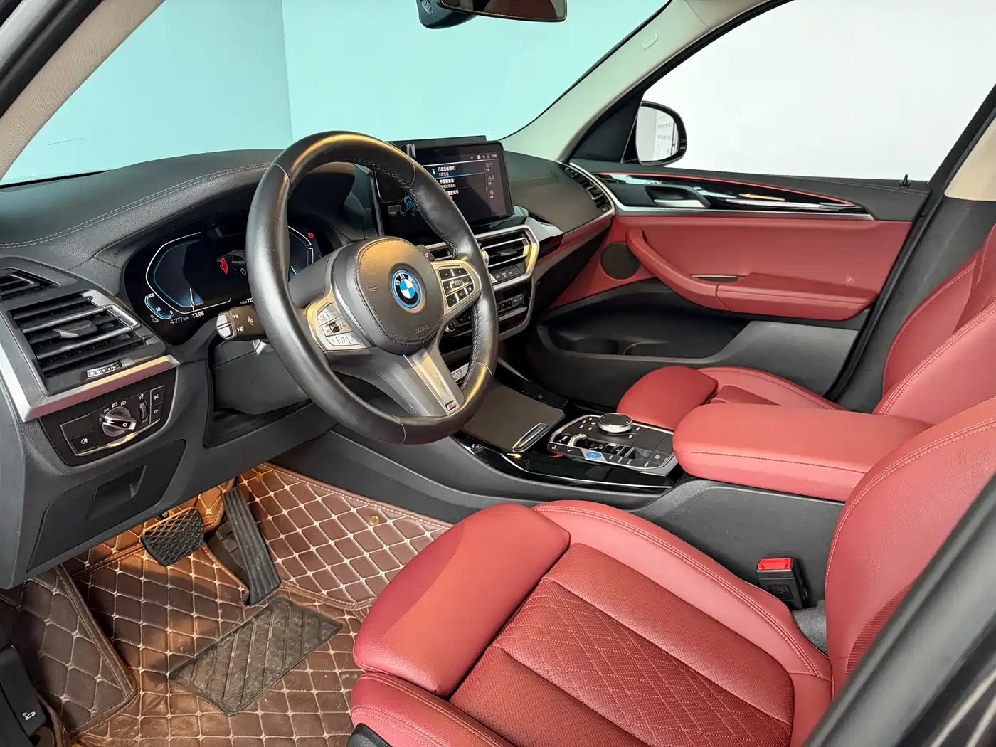 BMW iX3 2024 Leading Edition фото 7