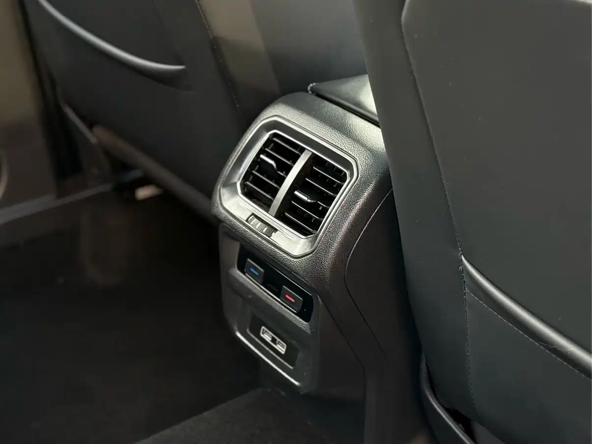 Volkswagen Tiguan L 2018 330TSI Automatic 2WD Luxury Edition фото 15
