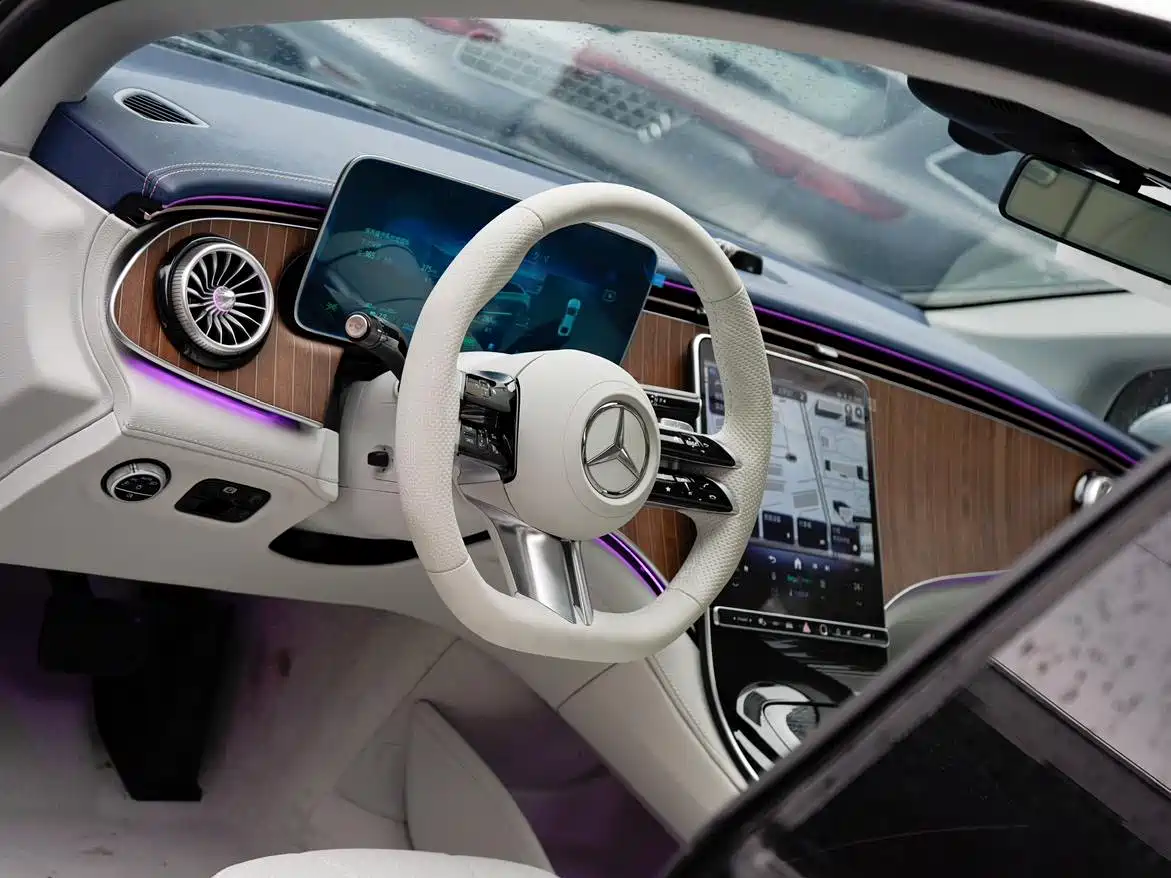 Mercedes-Benz EQE 2025 500 4MATIC Pioneer фото 9