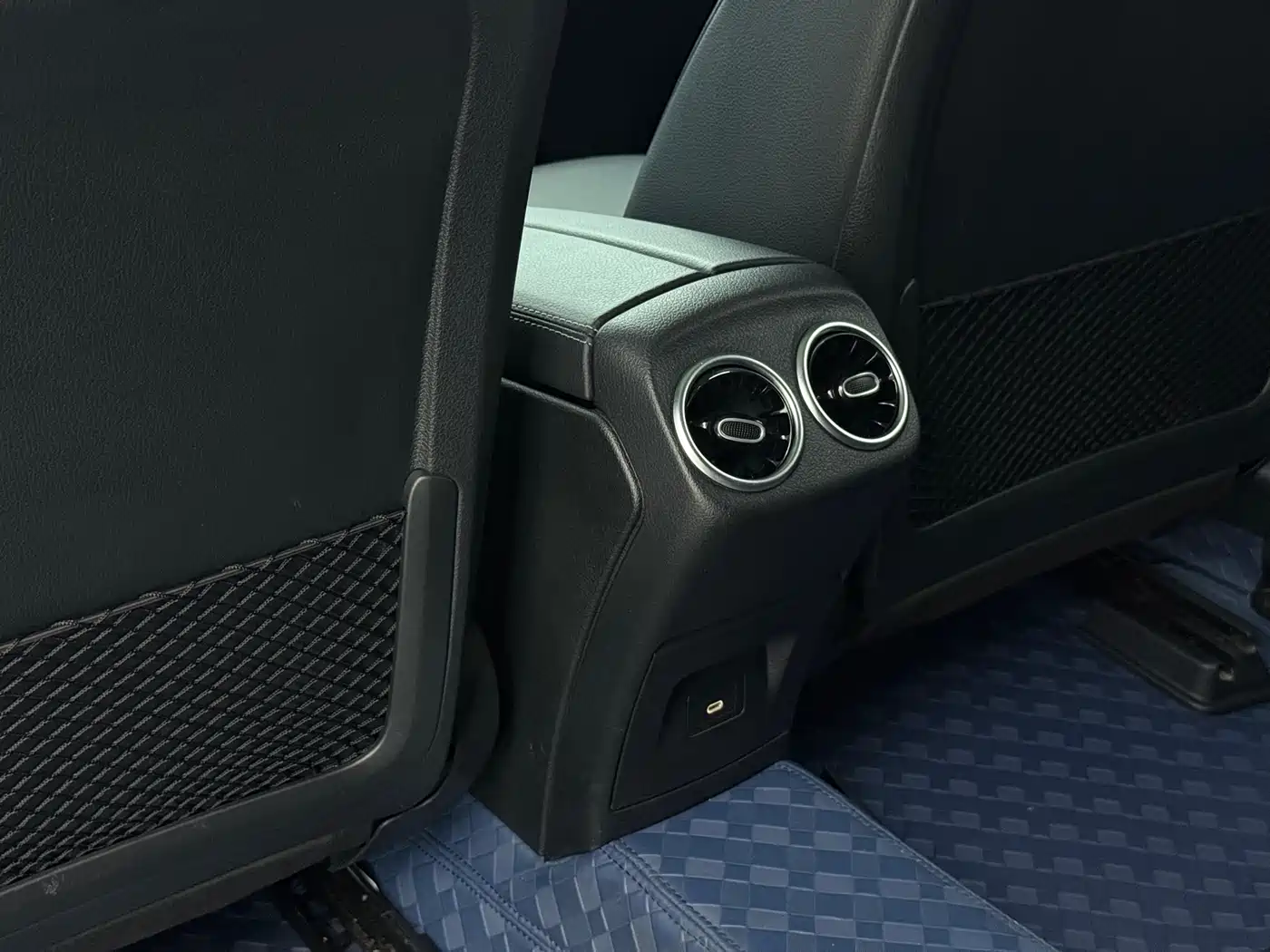 Mercedes-Benz A-Class 2023 A 180 L фото 14