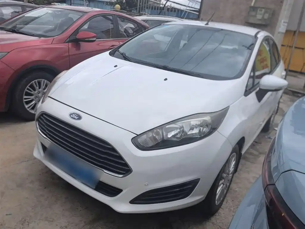Ford Fiesta 2015 2013 Sedan 1.5L Manual Trend