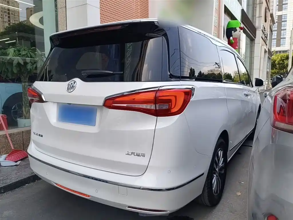 Buick GL8 2017 ES 28T Flagship China V фото 7