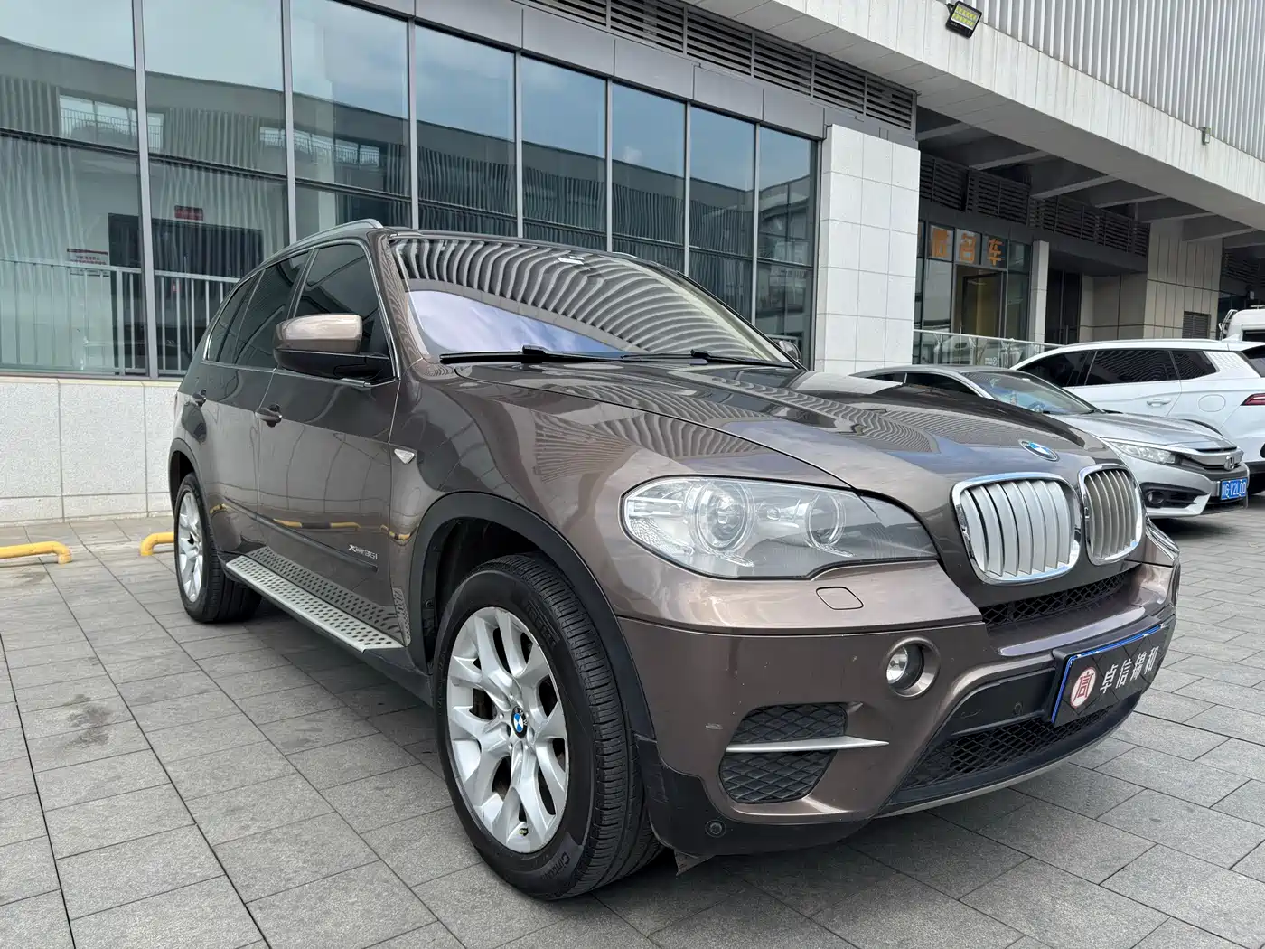 BMW X5 (Import) 2011 xDrive35i Luxury Edition фото 3