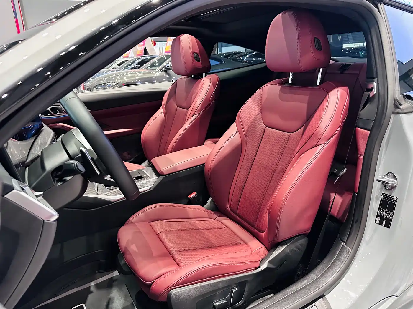 BMW 4 Series 2024 430i M Sport Shadow Edition фото 13