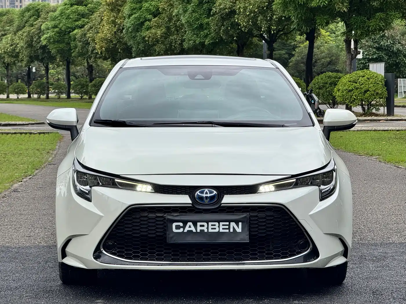 Toyota Levin 2019 Hybrid 1.8H E-CVT Luxury Edition China VI фото 2