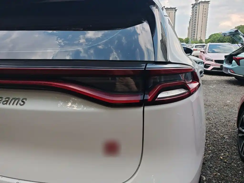 BYD Tang 2018 2018 2.0T Automatic Smart Connection Noble Edition 7-Seater China V