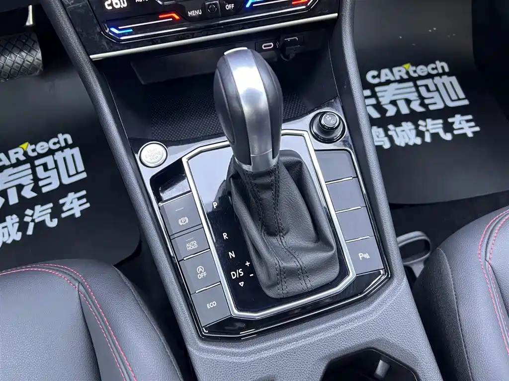Volkswagen Lavida 2024 Model 300TSI DSG Starlight Leading Edition фото 23