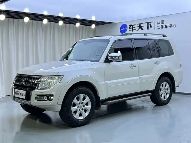  Mitsubishi Pajero (Import) 2015 3.0L Automatic Elite Premium Edition China V