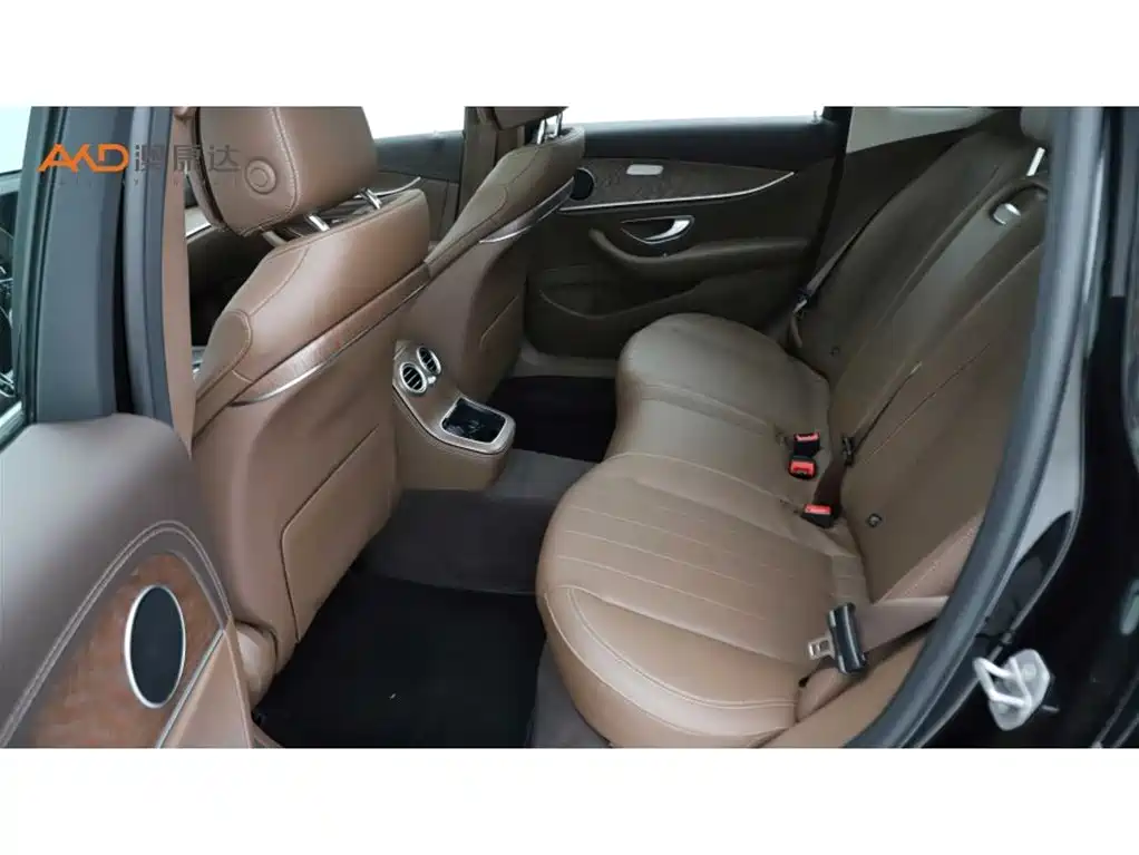 Mercedes-Benz E-Class 2022 Facelift E 260 L фото 7