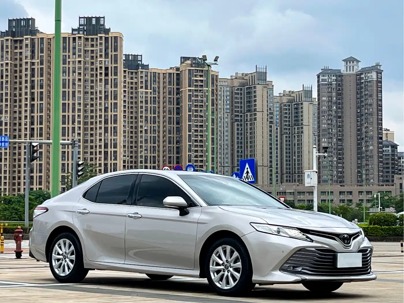 Toyota Camry 2019 2.0G Luxury (China V) фото 3