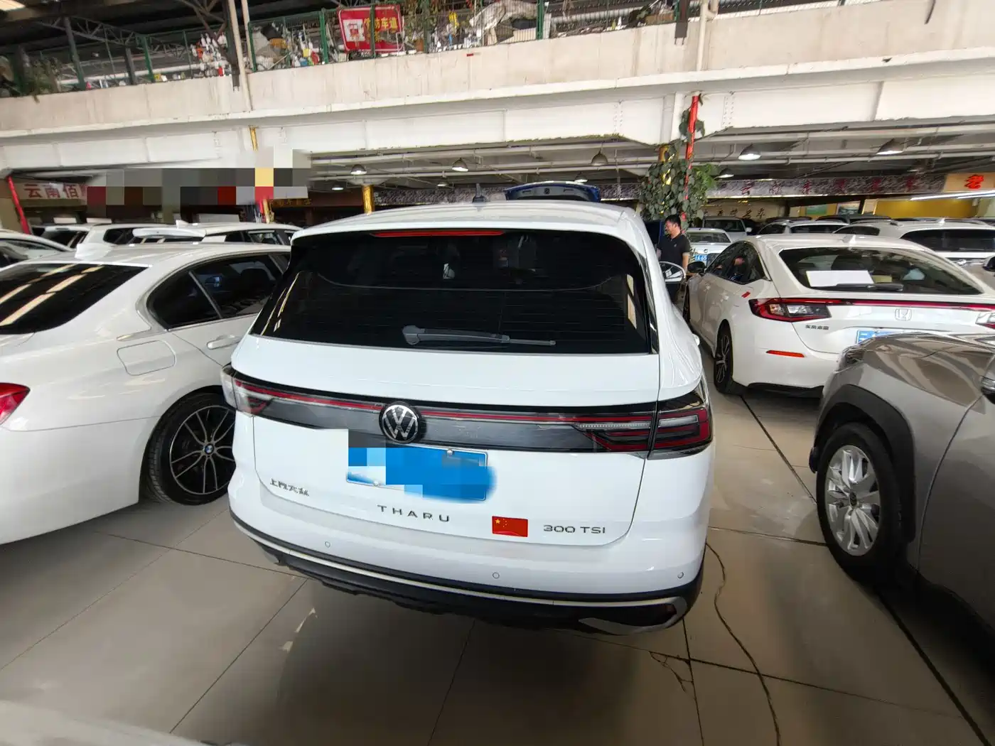Volkswagen Tharu 2023 300TSI 2WD Full Moon Edition фото 10