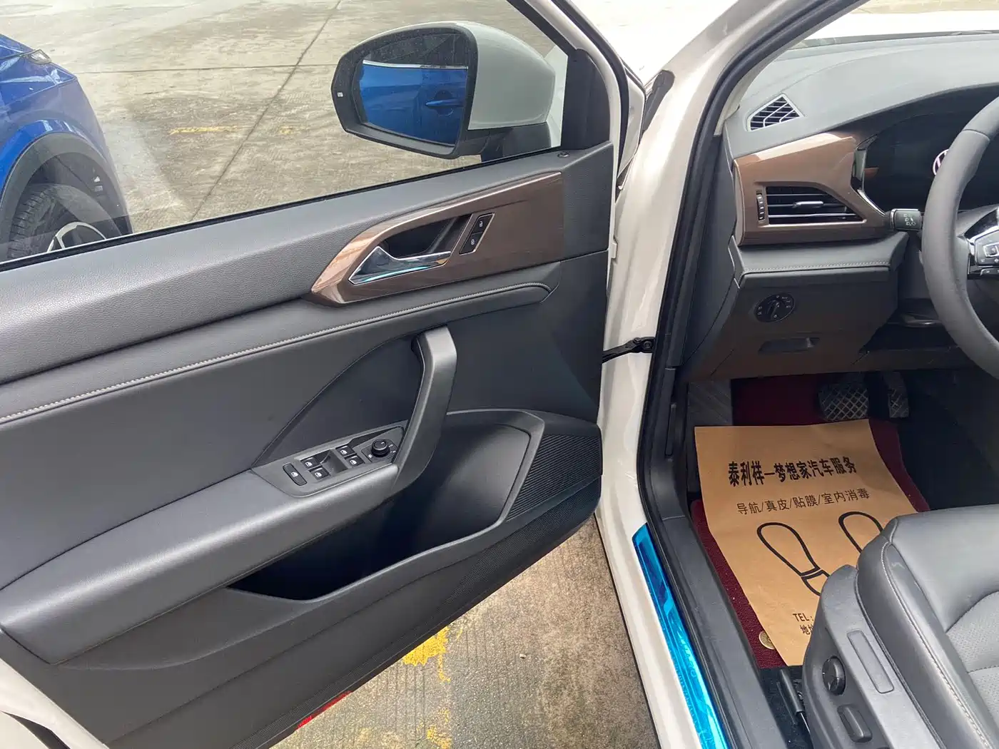 Volkswagen Tharu 2022 280TSI FWD Luxury Edition фото 13