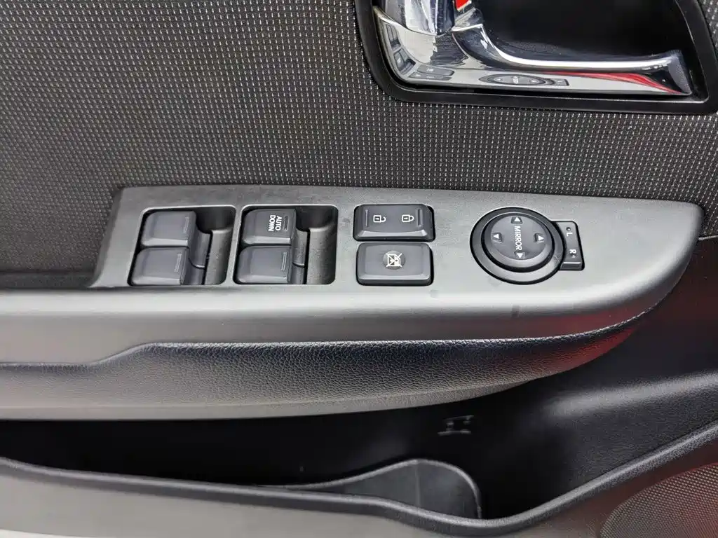 Kia K2 2012 2012 Model Hatchback 1.4L MT GLS