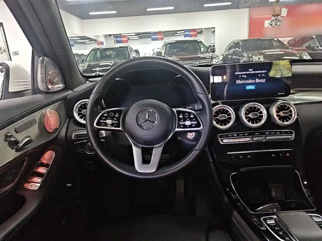 Mercedes-Benz GLC 2020 Facelift GLC 260 L 4MATIC Dynamic фото 11