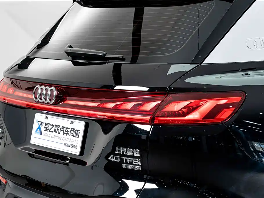 Audi Q6 2025 40 TFSI quattro Commemorative Edition Yulin Package 7-Seater фото 8