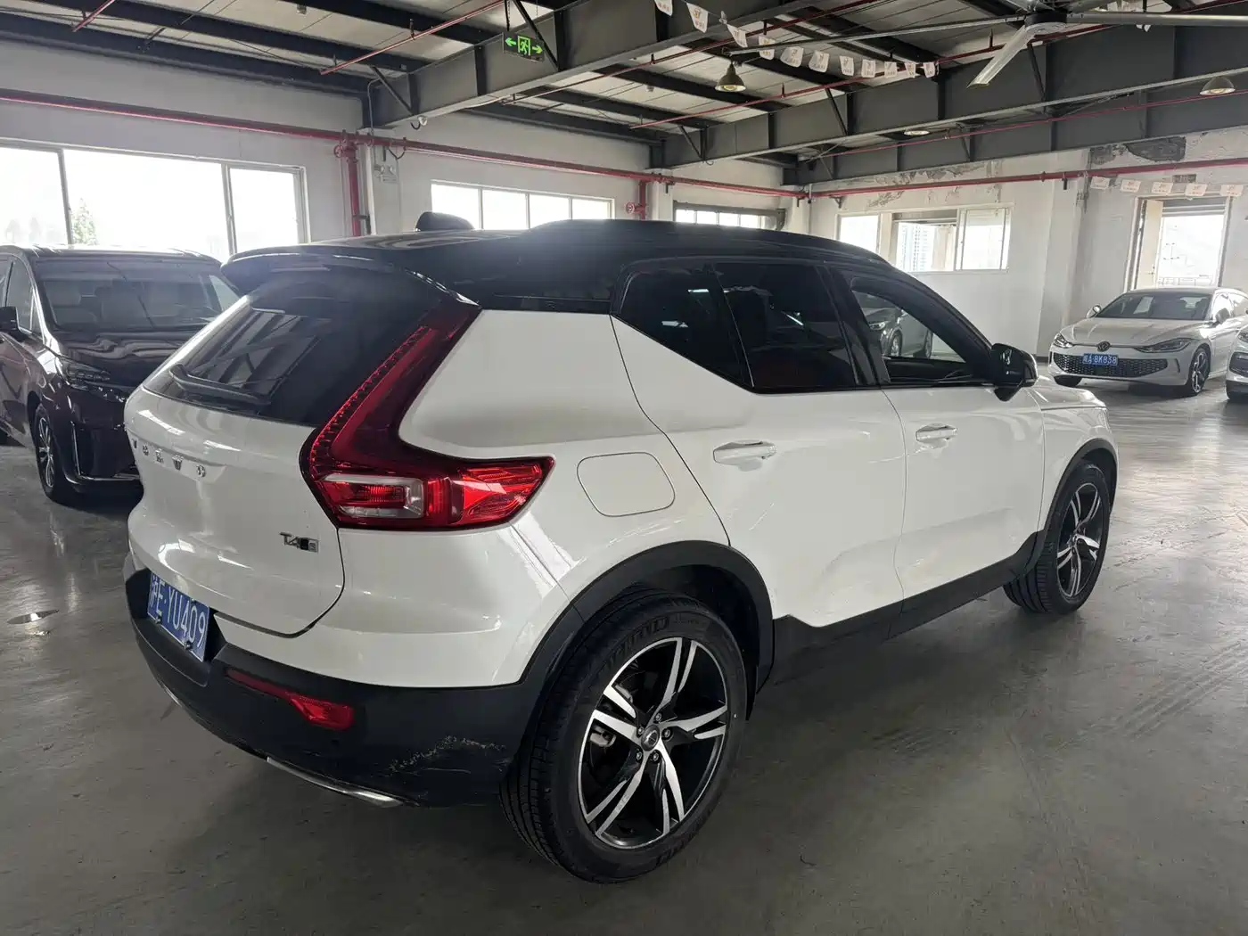 Фото 5 - Volvo XC40