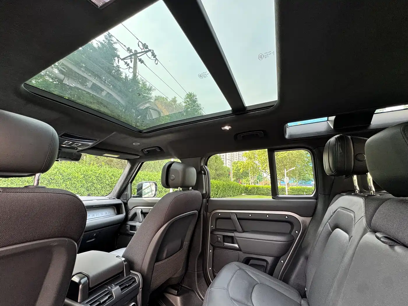 Land Rover Defender 2025 110 3.0T P400 X фото 20