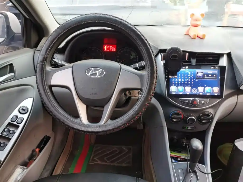 Hyundai Verna 2016 1.4L Automatic Smart GLS фото 3