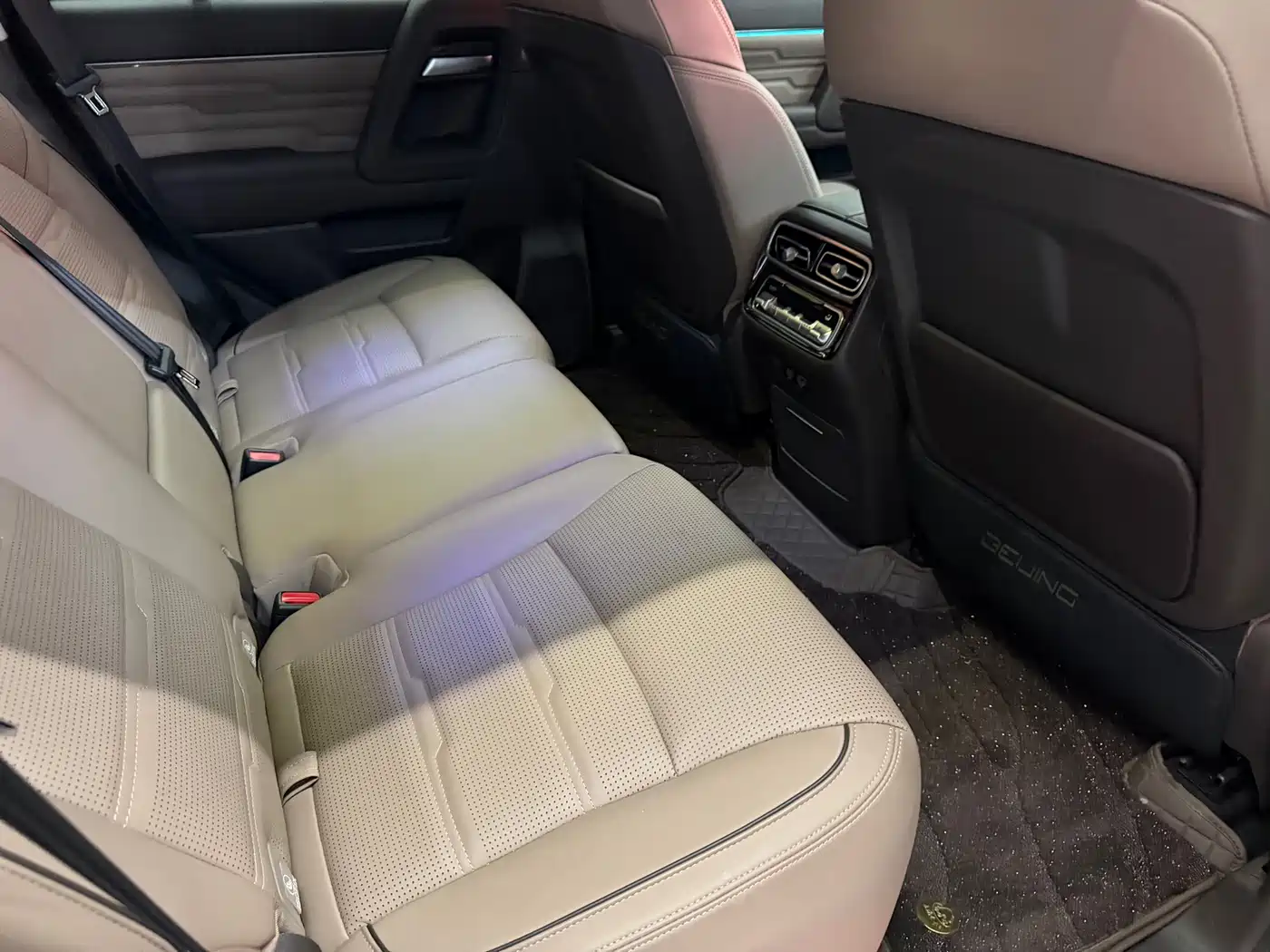 BAIC ORV Beijing Off-Road BJ60 2023 2.0T Long-Range Edition 5-Seater фото 7