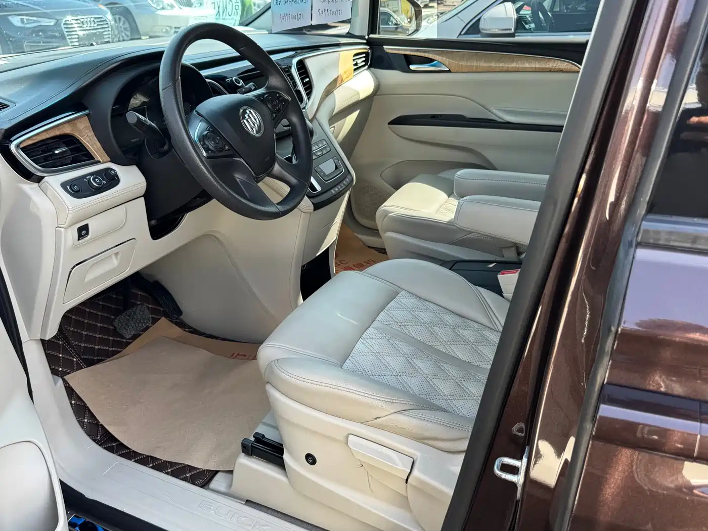 Buick GL8 2018 ES 28T Comfort Type China VI фото 3