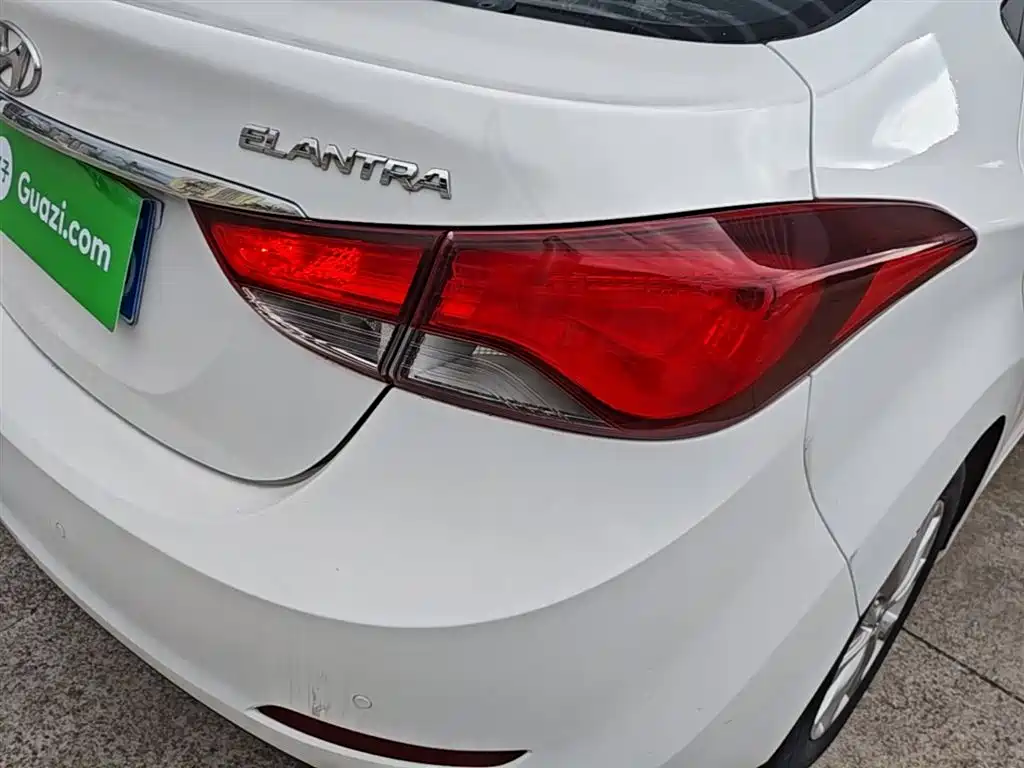 Hyundai Langdong 2016 1.6L Automatic Premium Edition фото 8