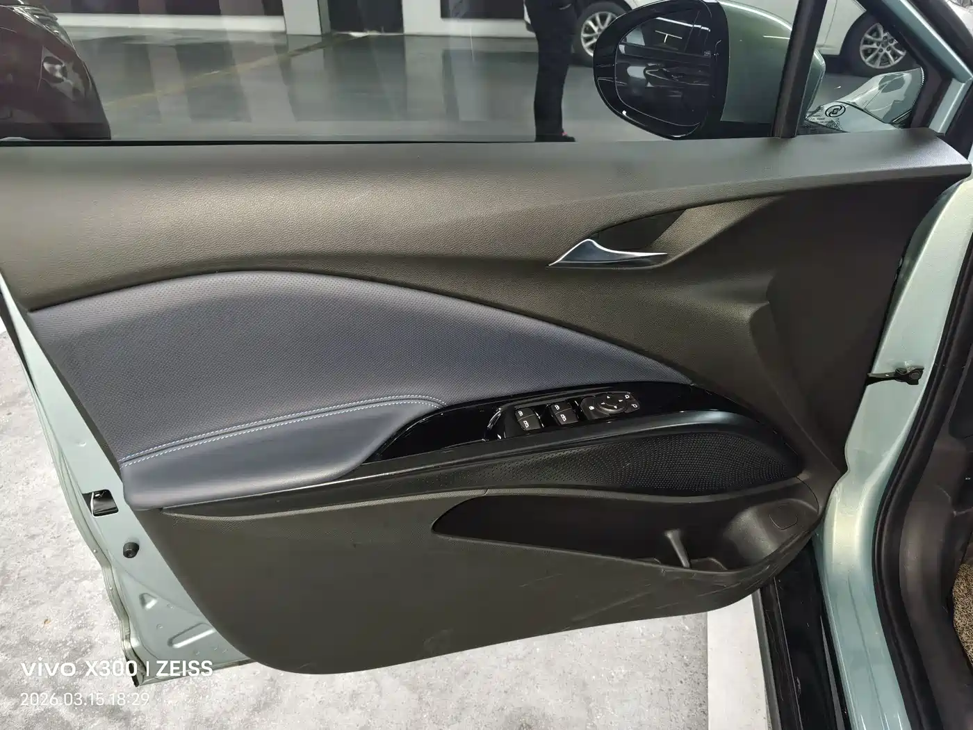 BUICK SLIGHTLY BLUE 6