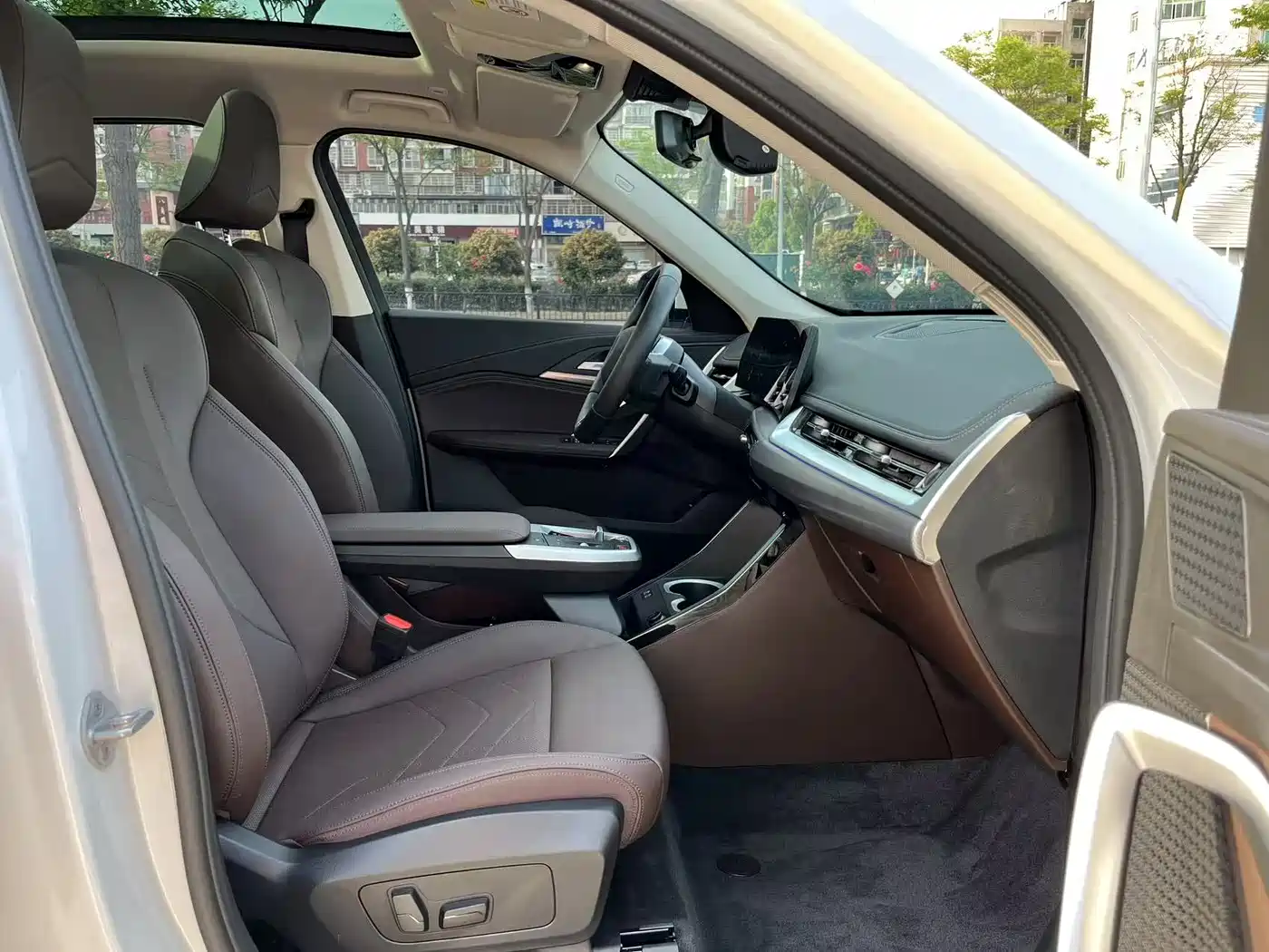 BMW X1 2025 sDrive25Li M Sport Package фото 6