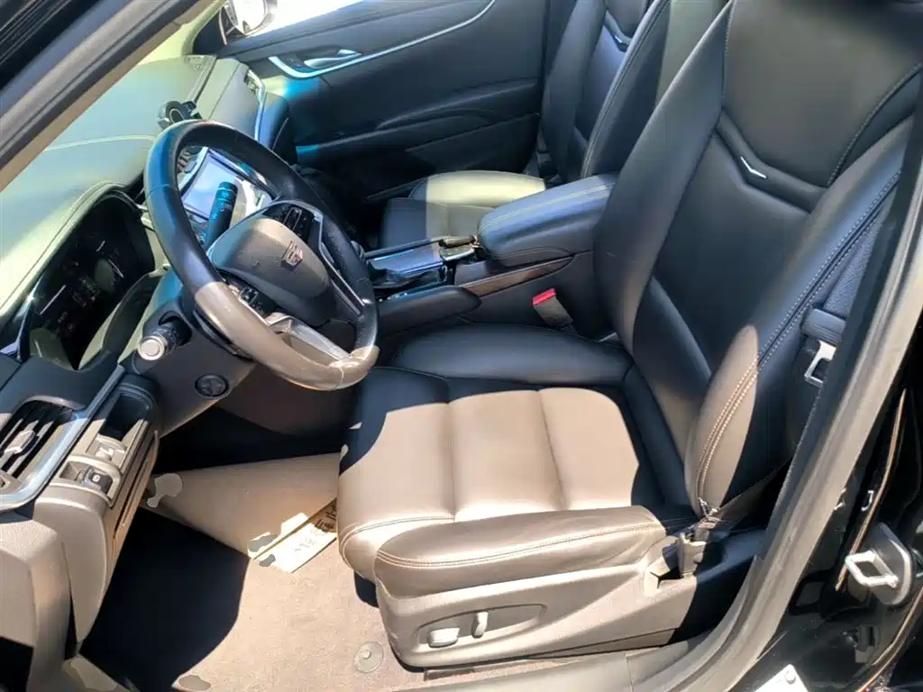 Cadillac XTS 2018 28T Technology фото 14