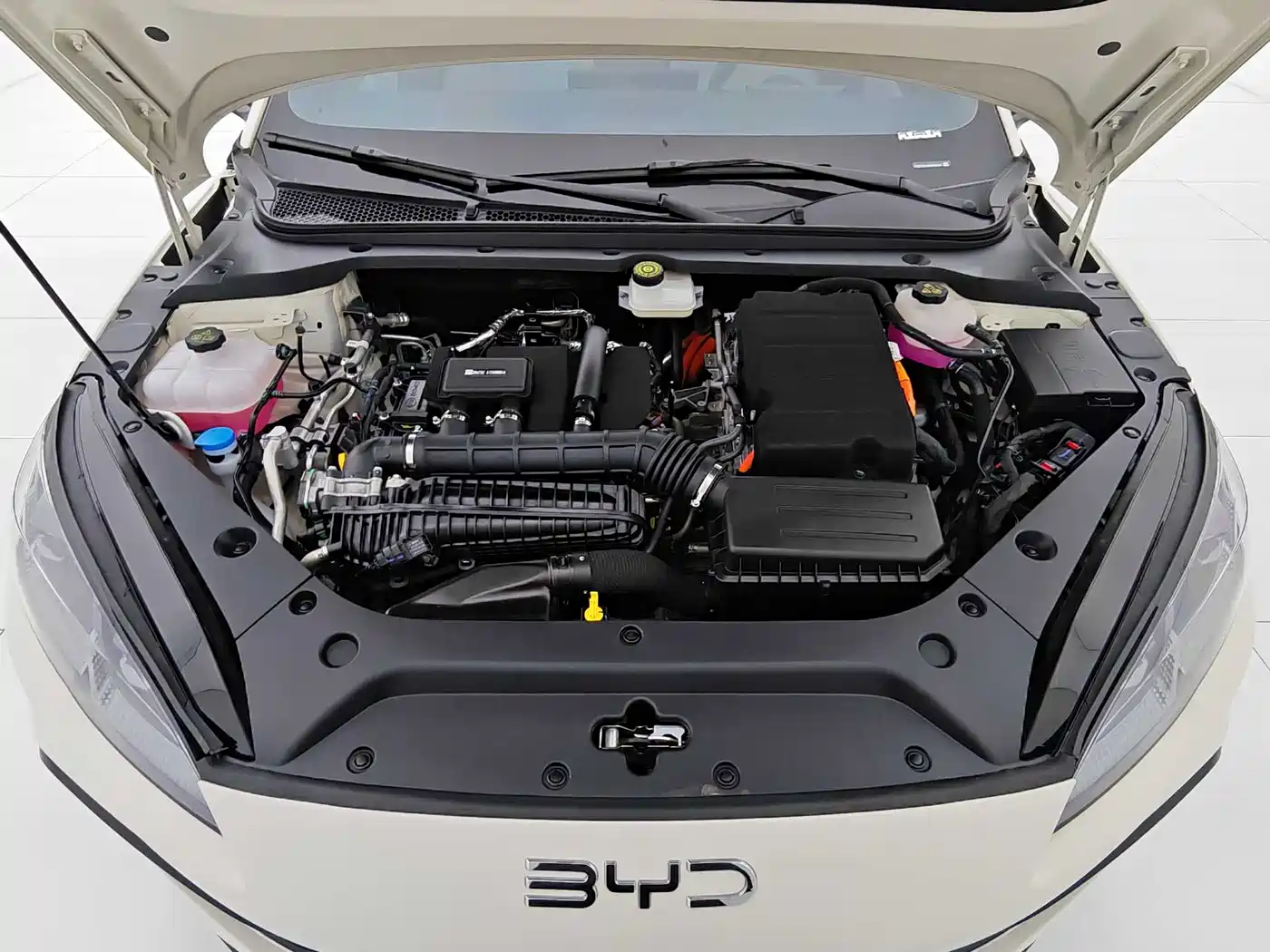 BYD Seal 06 New Energy 2024 DM-i 120KM Honor фото 6
