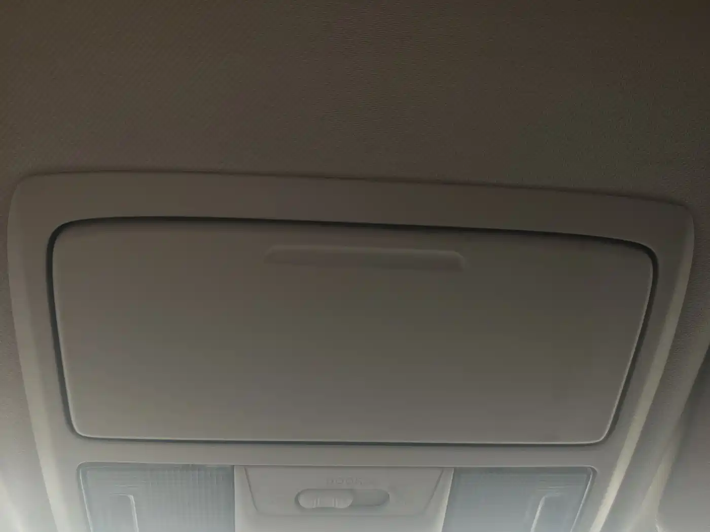 Honda Odyssey 2022 2.0L e:HEV Sharp·Enjoyment Edition фото 10