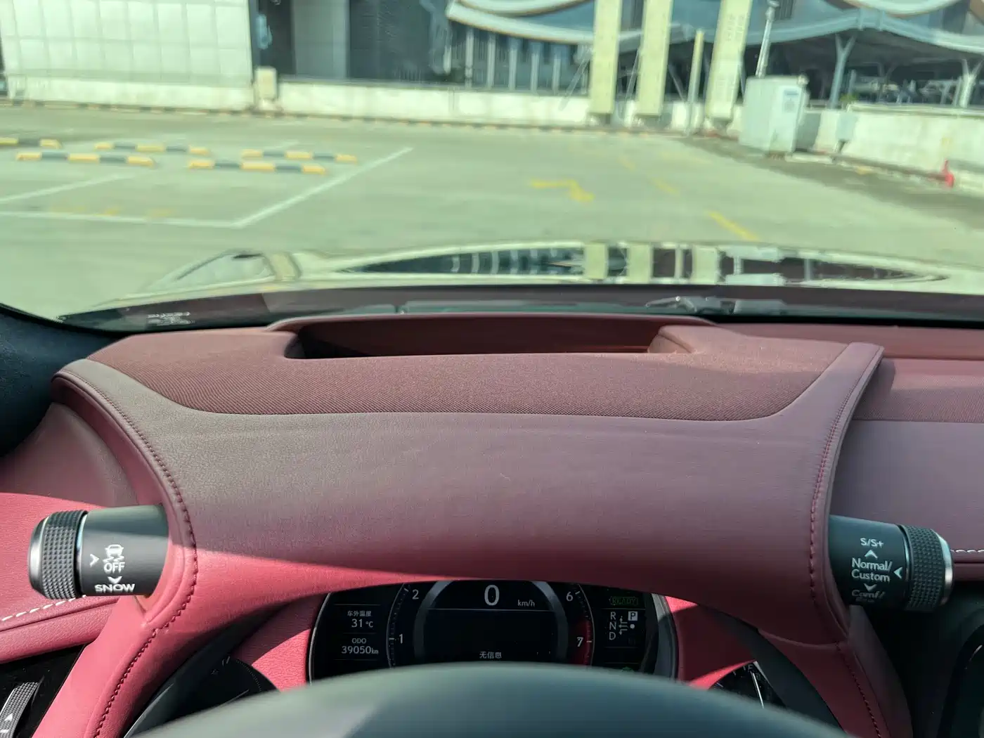 Lexus LS 2021 500h Executive Edition фото 17