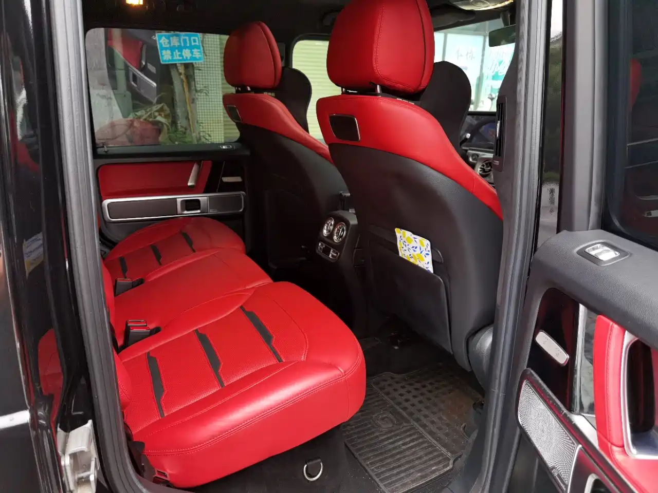 Mercedes-Benz G-Class AMG 2022 AMG G 63 55th Anniversary Edition фото 12