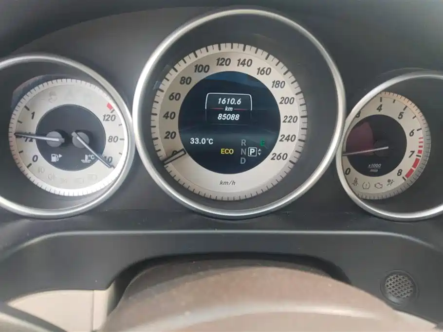 Mercedes-Benz E-Class 2015 Facelift E 260 L Sport фото 14