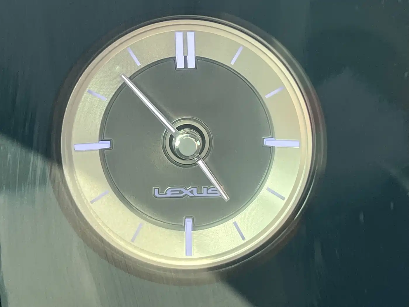 Lexus LS 2021 500h Executive Edition фото 18