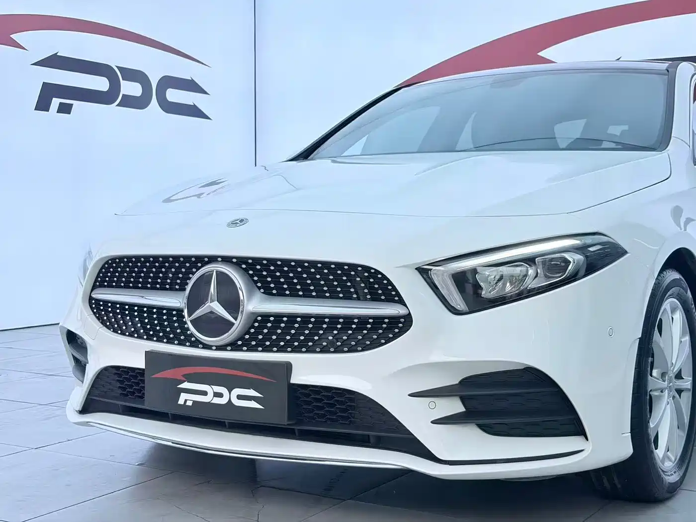 Mercedes-Benz A-Class 2021 A 200 L Sport Sedan Fashion Edition фото 4