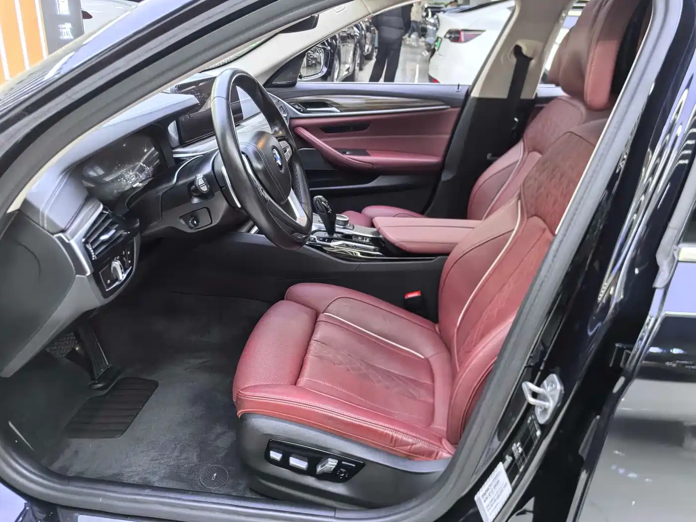 BMW 5 Series 2022 Facelift II 530Li Luxury Trim Premium Package фото 3