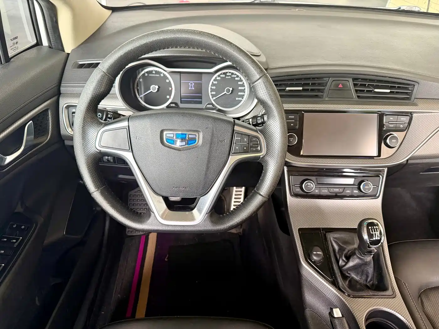 Geely Emgrand GS 2016 2016 Elegance Edition 1.8L Manual Trend