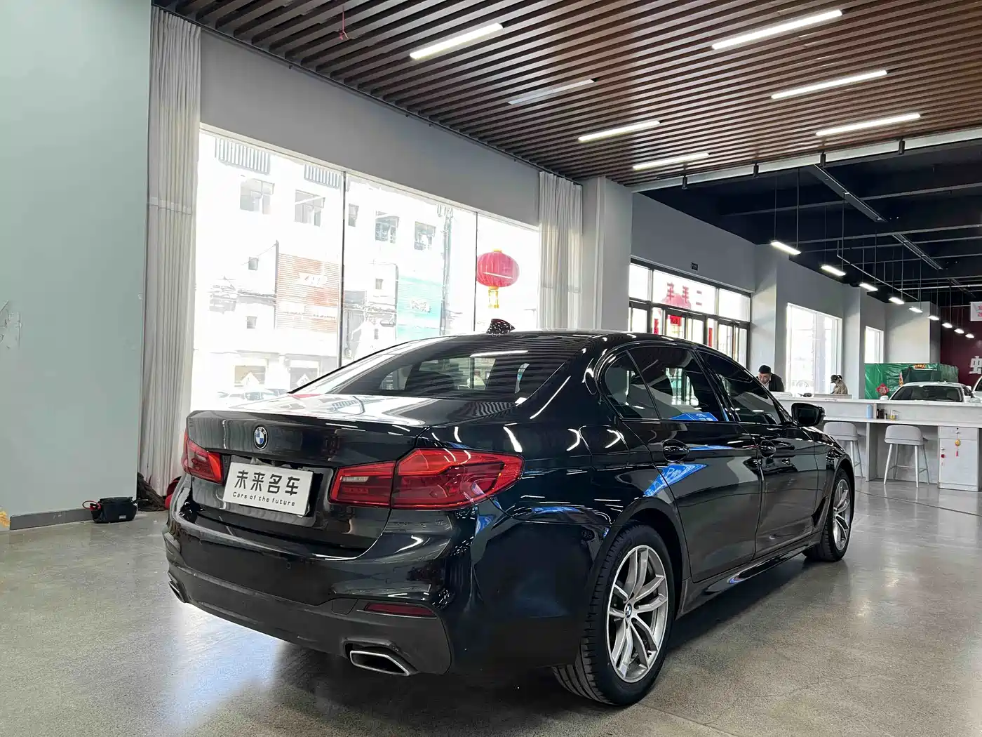 BMW 5 Series 2019 525Li M Sport Package фото 16