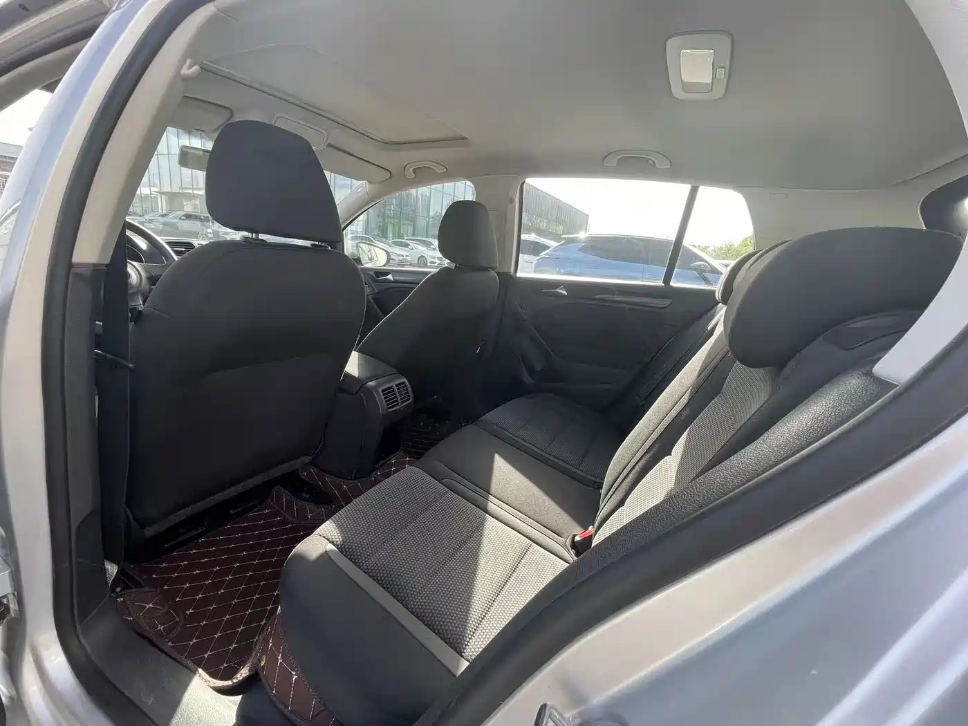 Volkswagen Golf 2012 1.4TSI Automatic Comfort фото 6