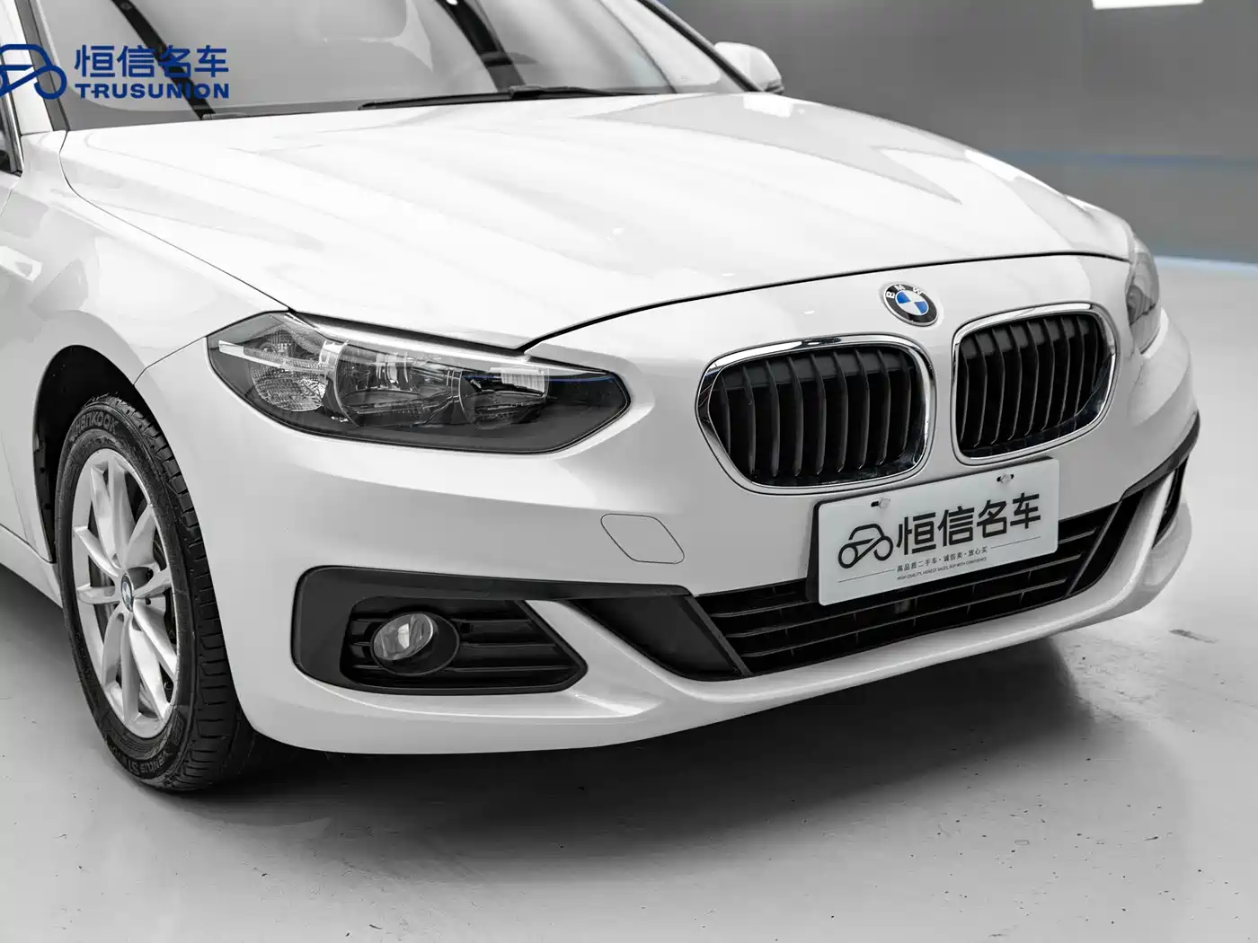 BMW 1 Series 2017 118i Fashion фото 9