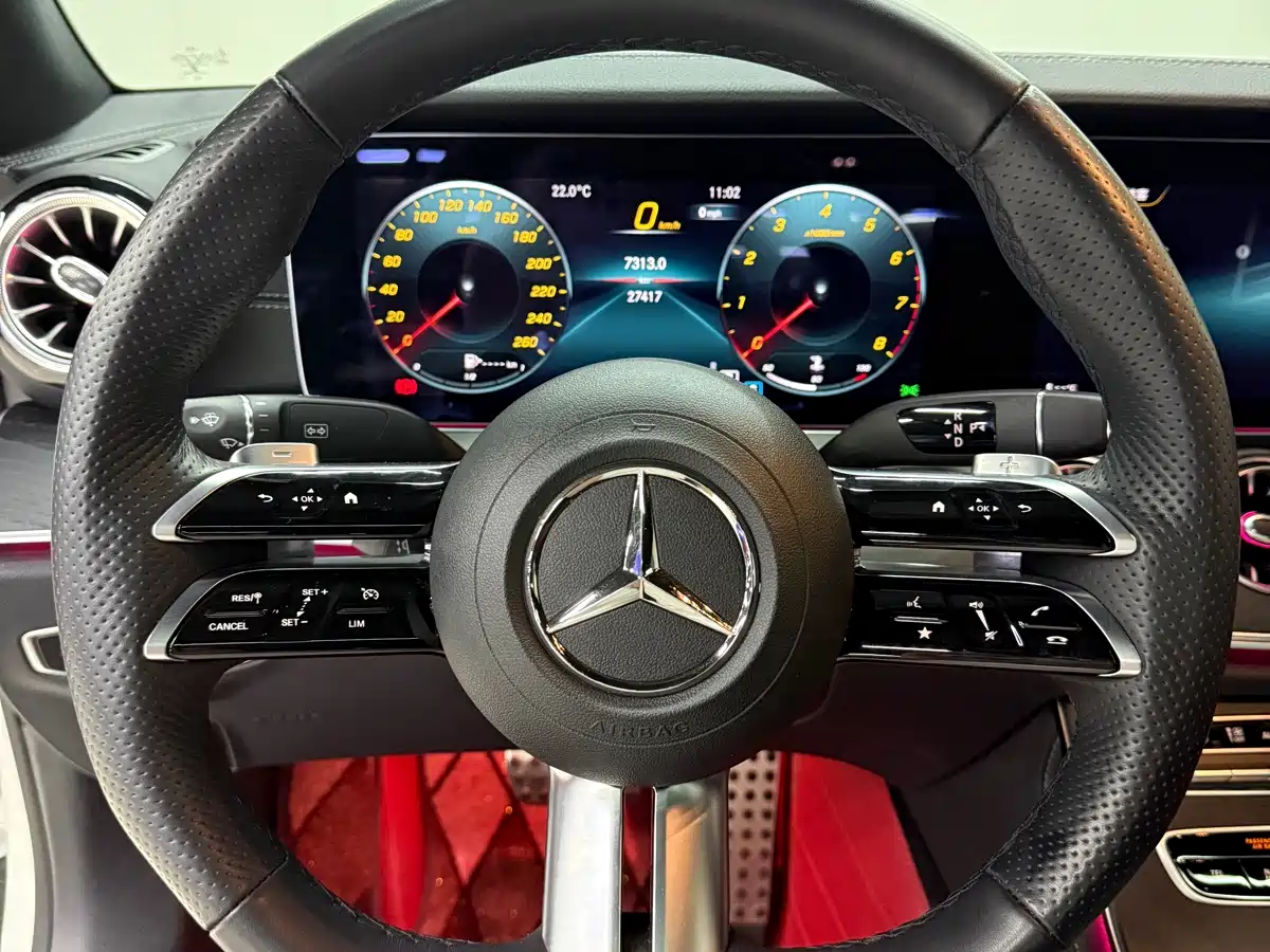 Mercedes-Benz E-Class (Import) 2023 E 260 Coupe фото 12