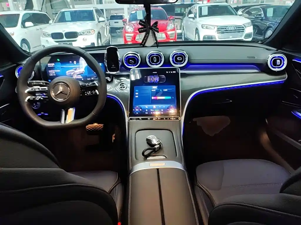 Mercedes-Benz C-Class 2025 C 260 L Sport Edition фото 10