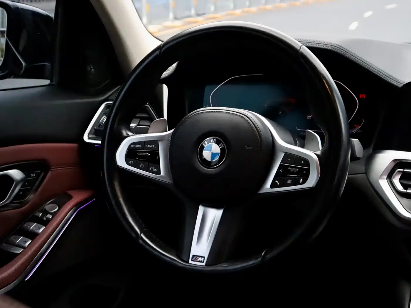 BMW 3 Series 2021 325i M Sport Night Edition фото 11