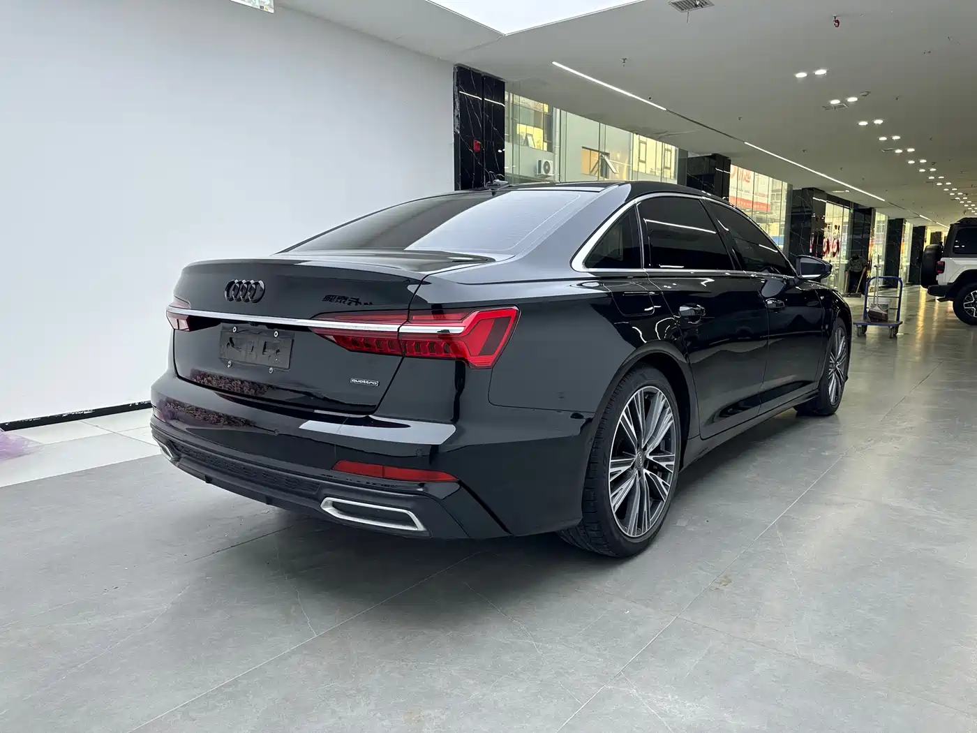 Audi A6L 2019 45 TFSI quattro Premium Dynamic фото 3