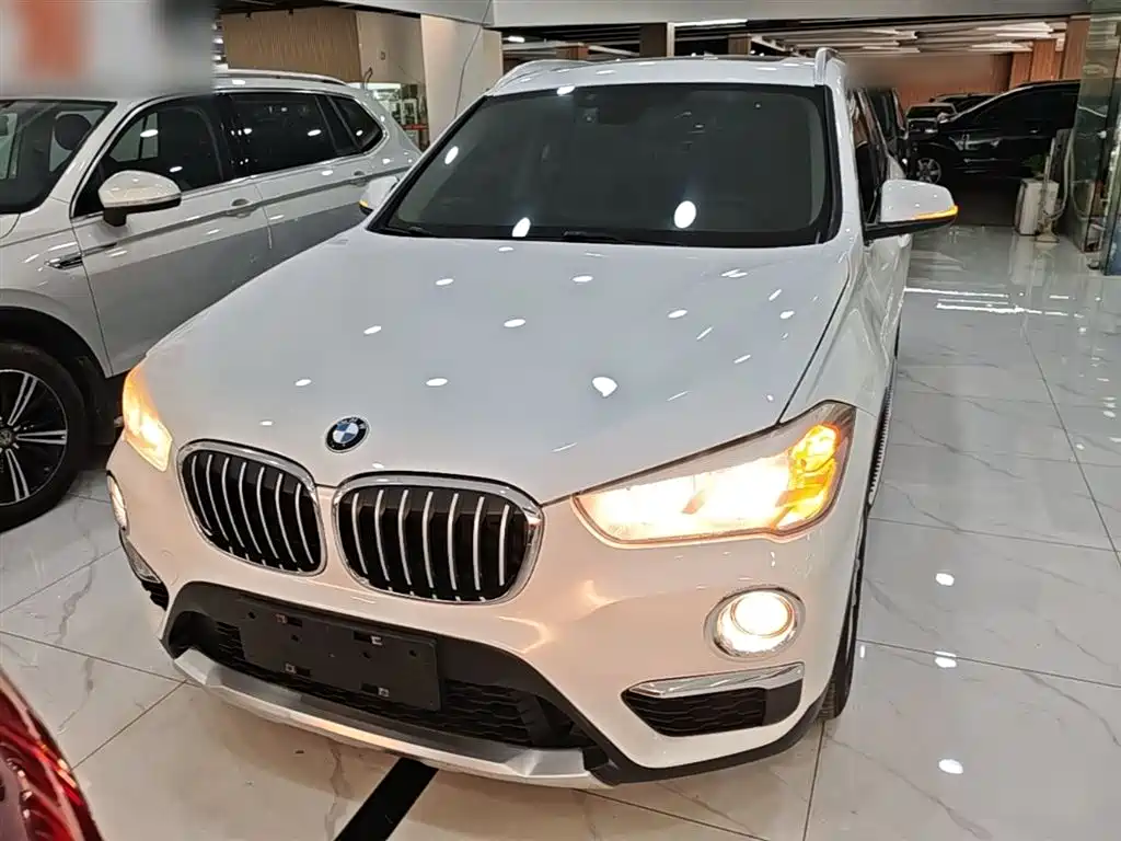 BMW X1 2016 sDrive18Li Fashion Model фото 3