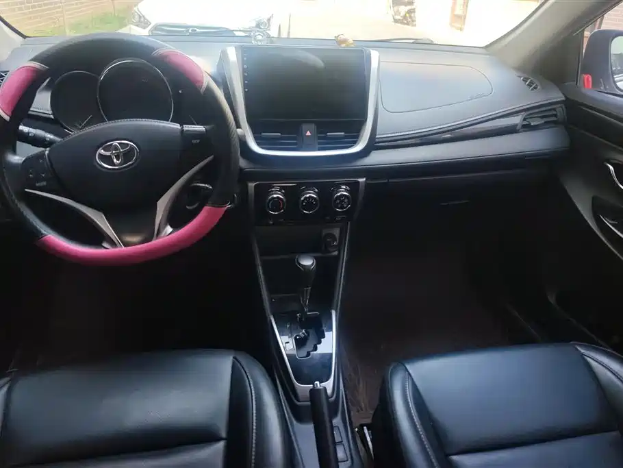 TOYOTA YARIS L ZHIXUAN