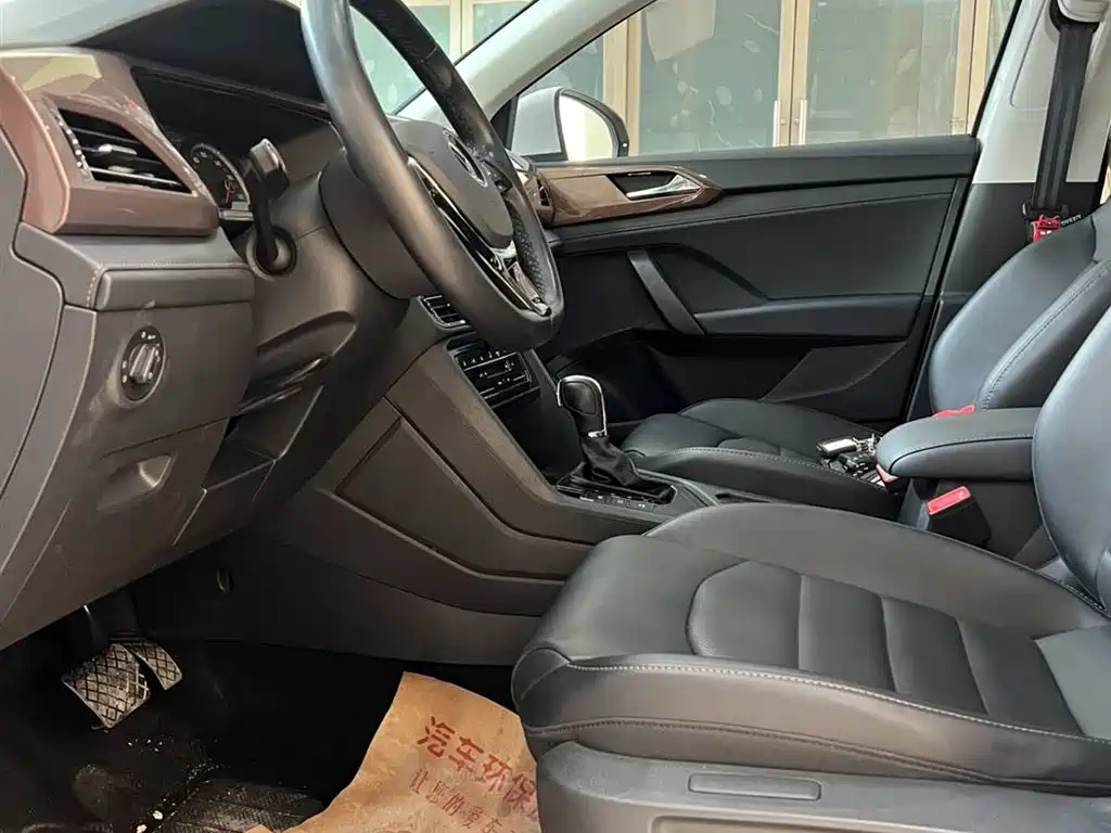 Volkswagen Tharu 2021 280TSI 2WD Luxury Plus фото 8