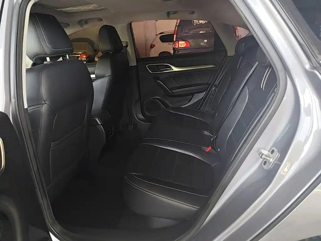 MG MG6 2018 2017 20T Automatic Luxury Smart Connect Version (China V)