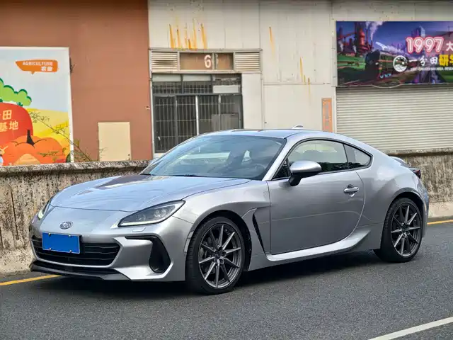 SUBARU BRZ