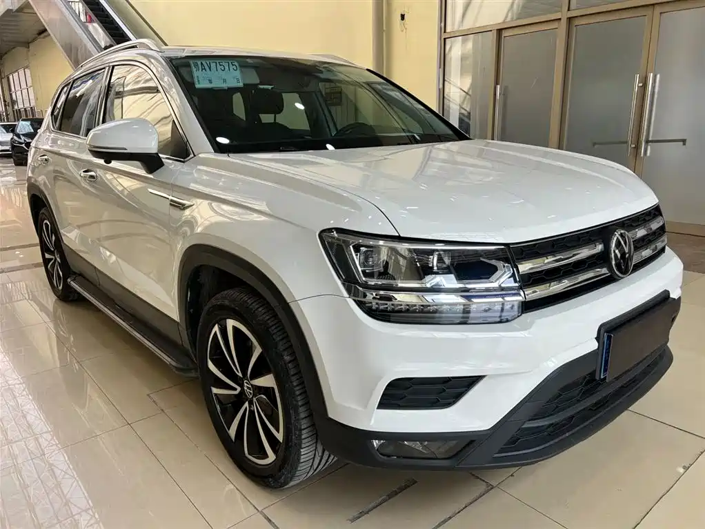 Volkswagen Tharu 2021 280TSI 2WD Luxury Plus фото 3